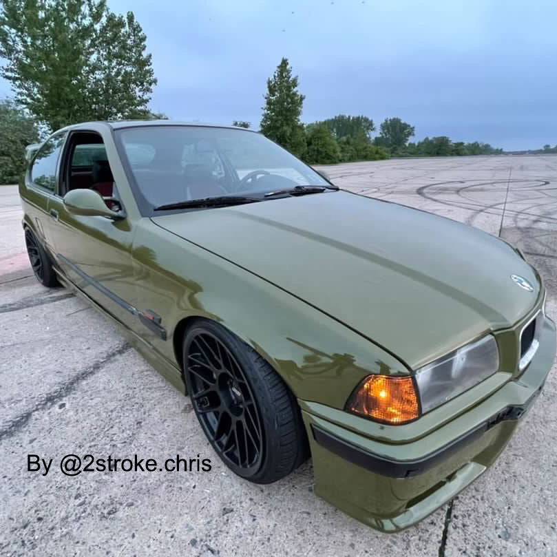 Super Glossy Reseda Green Vinyl Wrap