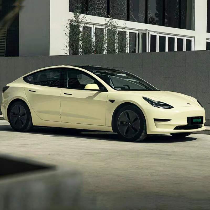 Super Glossy Cream Vinyl wrap.